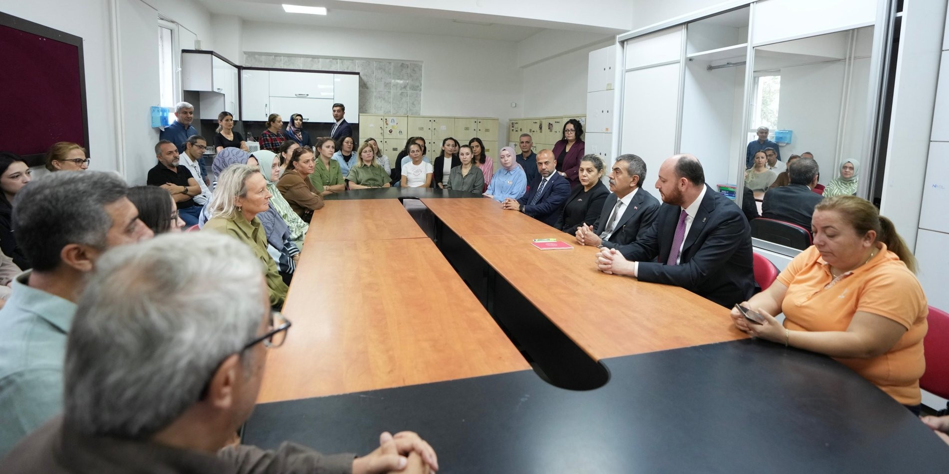 Bakan Tekin’den Yalova’da okul ziyareti