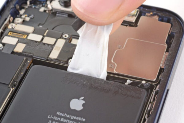 iPhone 18 Pro sahiplerine kötü haber: Pil değişim ücreti arttı