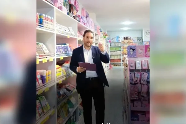 YENİ Partili Bilici bir öğrencinin temel kırtasiye masrafını hesapladı: ‘3 bin 335 liralık bir harcama yapmak gerekiyor’